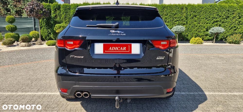 Jaguar F-Pace - 10