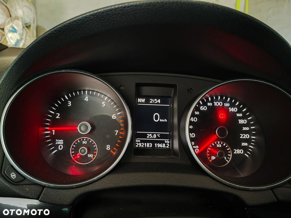 Volkswagen Golf - 12