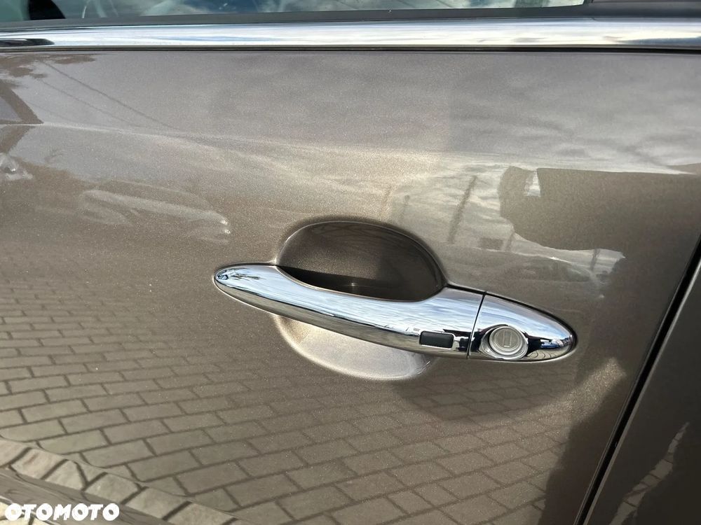 Kia Sportage 2.0 CRDI 184 4WD Automatik Spirit - 11