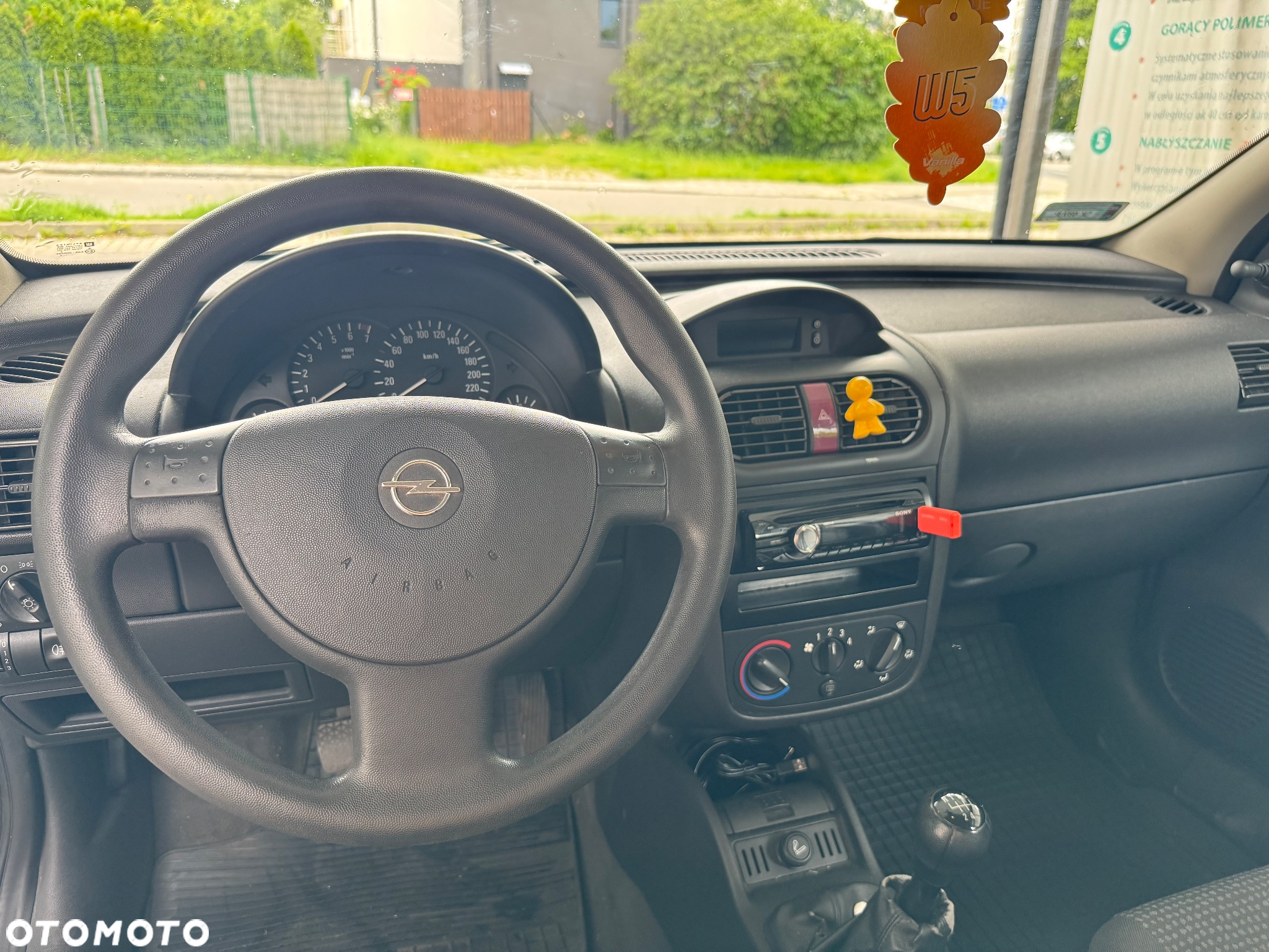 Opel Corsa - 8
