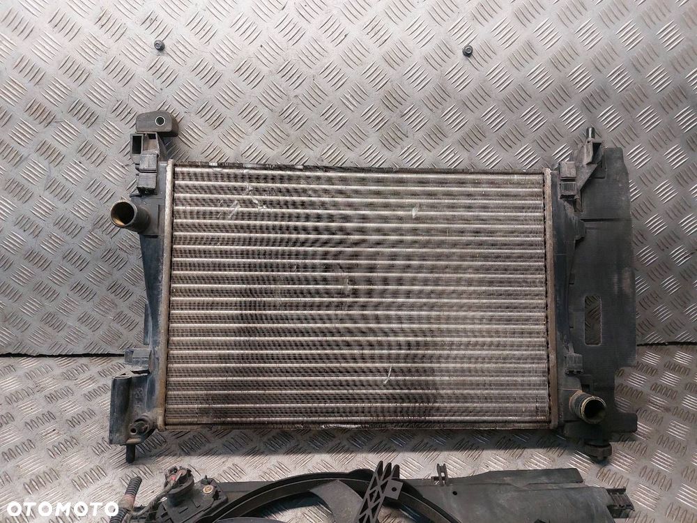 CHŁODNICA WODY WENTYLATOR FIAT GRANDE PUNTO 1.4 16V E5480005 51797135 - 4