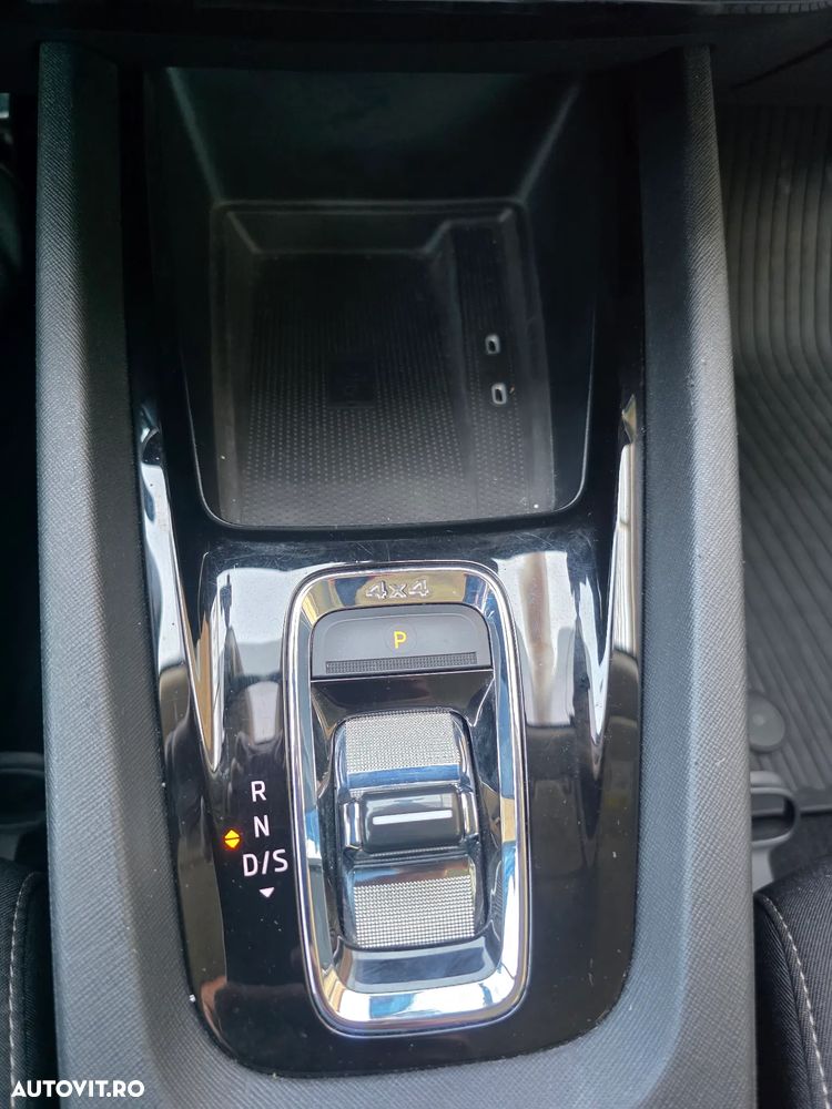 Skoda Octavia 2.0 TDI DSG 4X4 Scout - 37