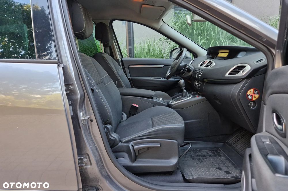 Renault Scenic - 9