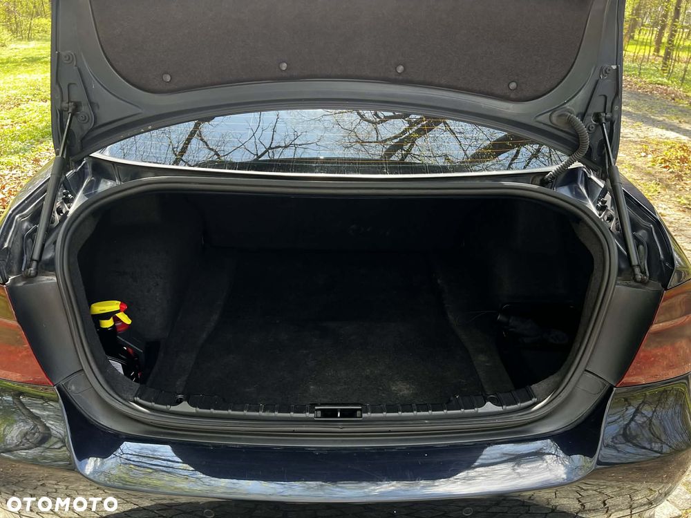 BMW Seria 3 320i - 13