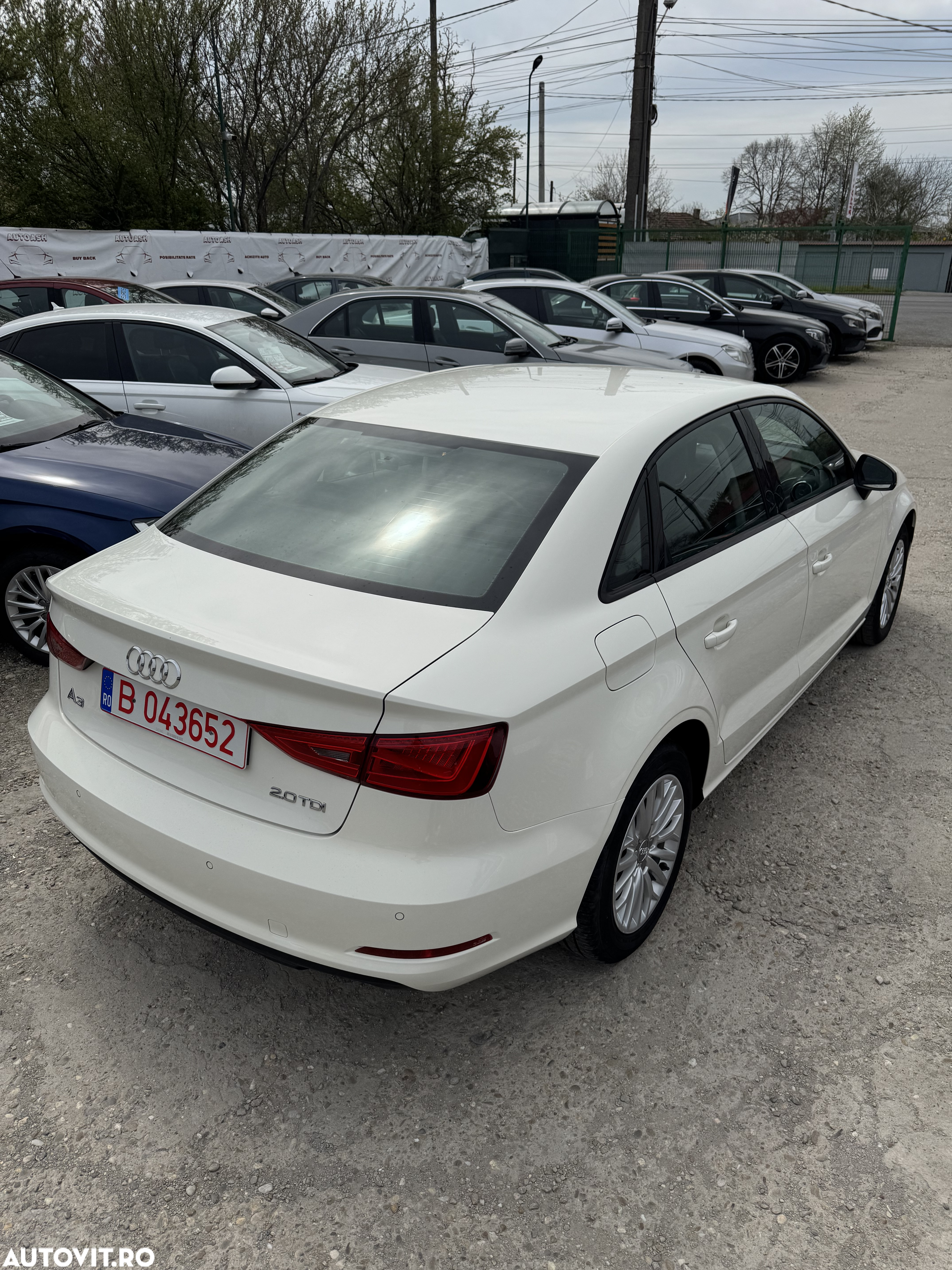 Audi A3 2.0 TDI Limousine (clean diesel) S tronic S line Sportpaket - 4
