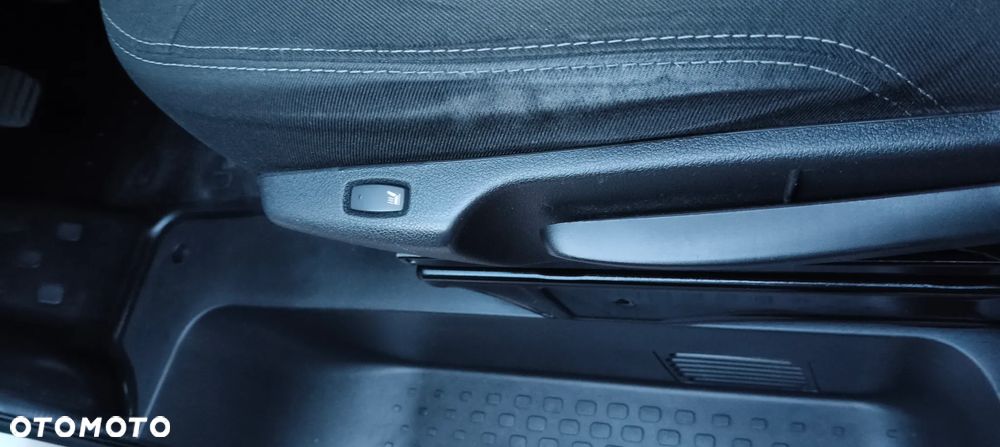 Opel VIVARO L2H1 DŁUGI 5 OSOBOWY LONG - 12