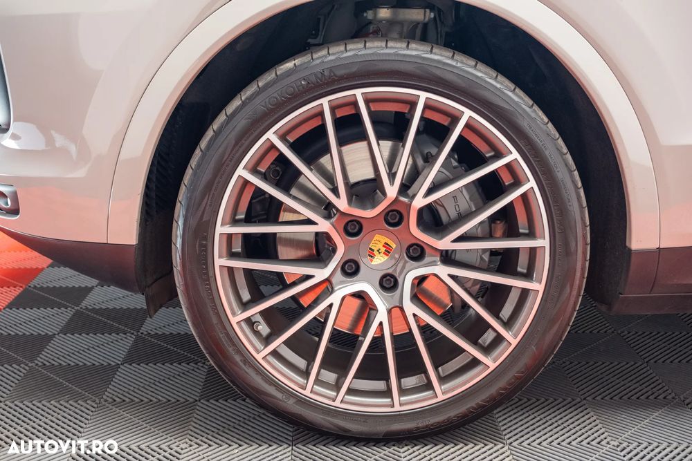 Porsche Cayenne Coupe S Tiptronic S - 8