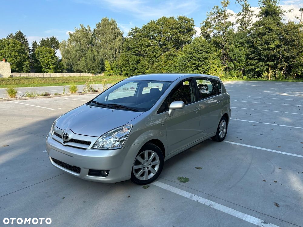 Toyota Corolla Verso - 1