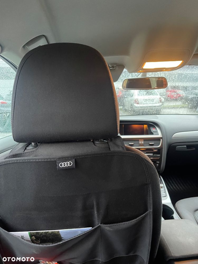Audi A4 Avant 2.0 TDI DPF Ambiente - 15