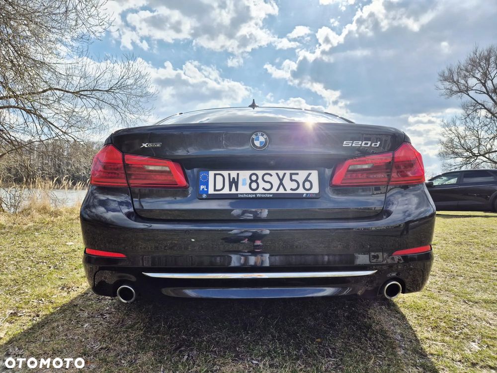 BMW Seria 5 520d Luxury Line - 10