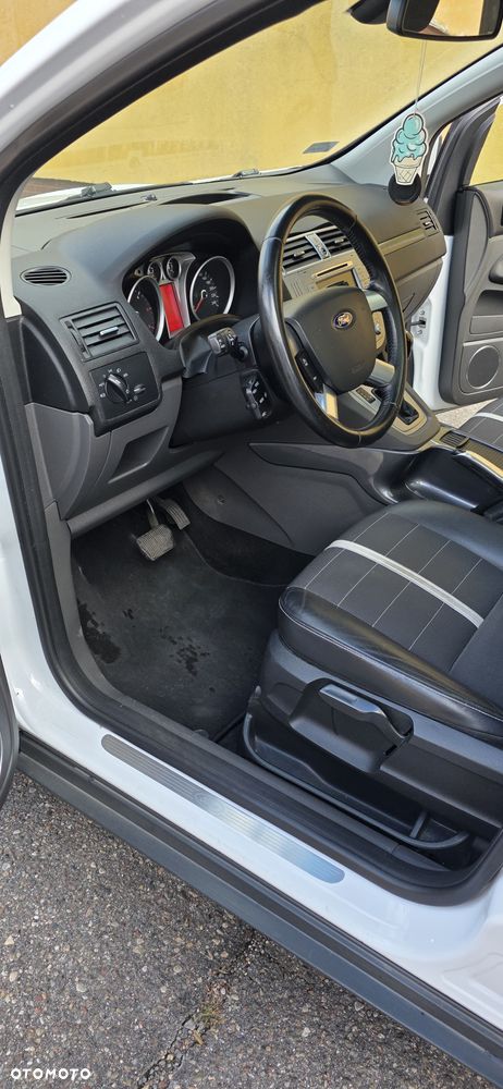 Ford Kuga - 11