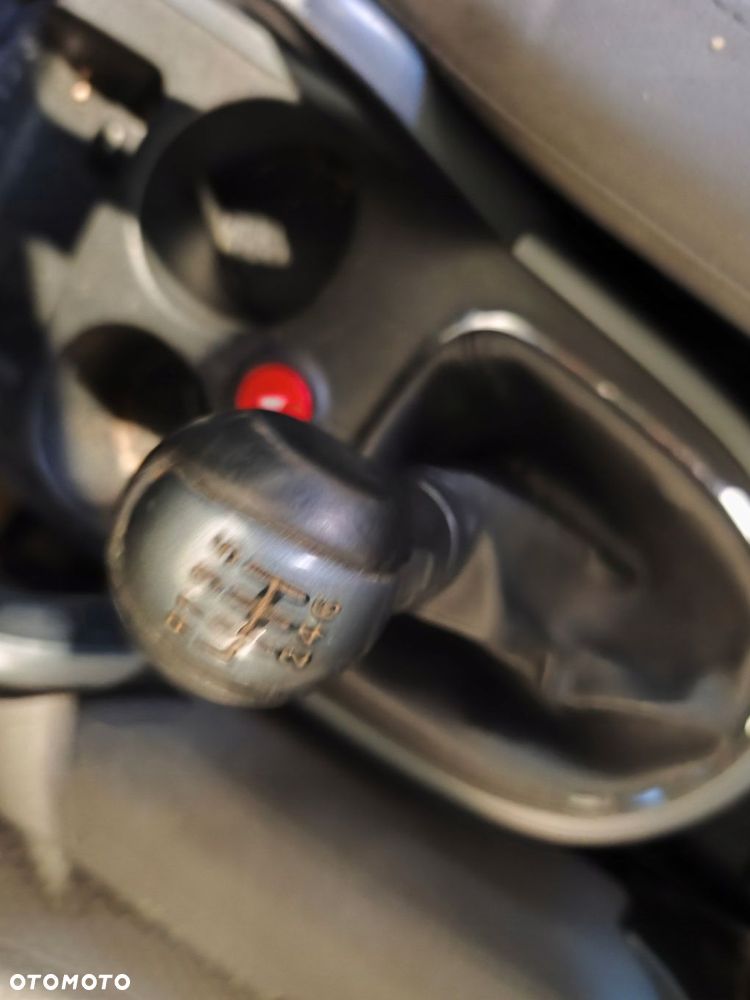 SKRZYNIA BIEGÓW 2.0 TDI KDM 6 BIEGÓW ALTEA I 04-08 PASSAT B6 A3 - 2