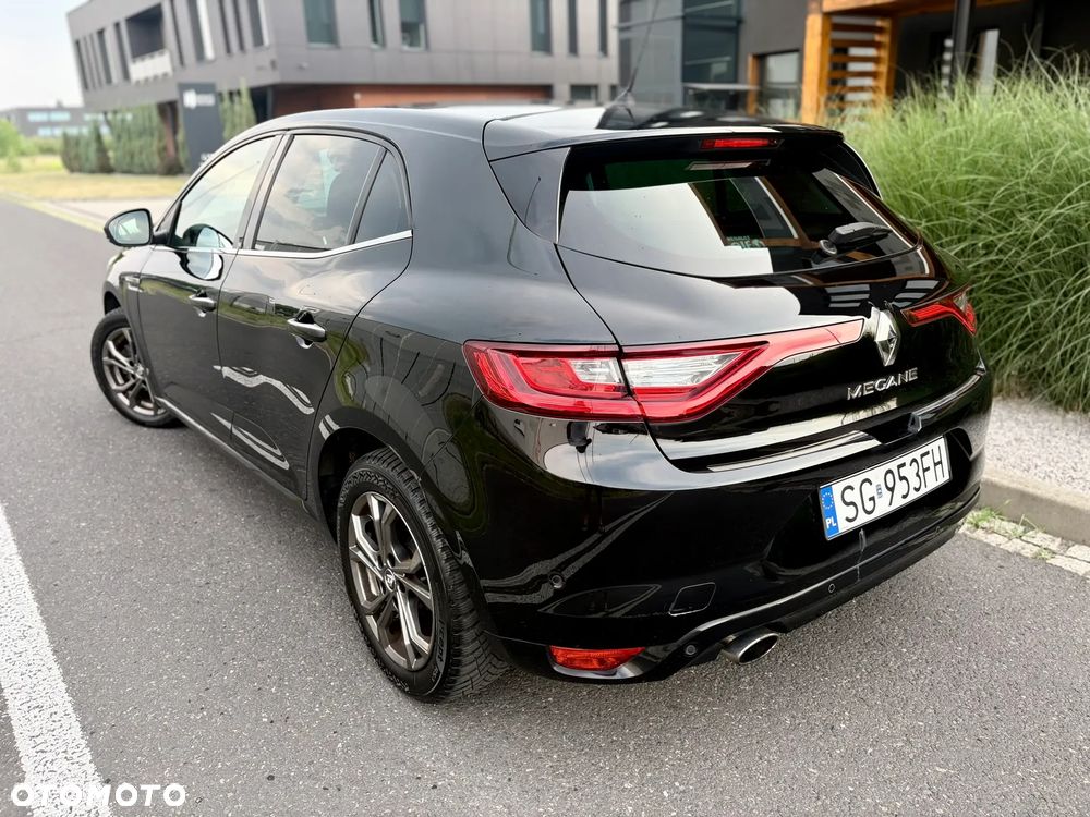 Renault Megane ENERGY TCe 130 BOSE EDITION - 19