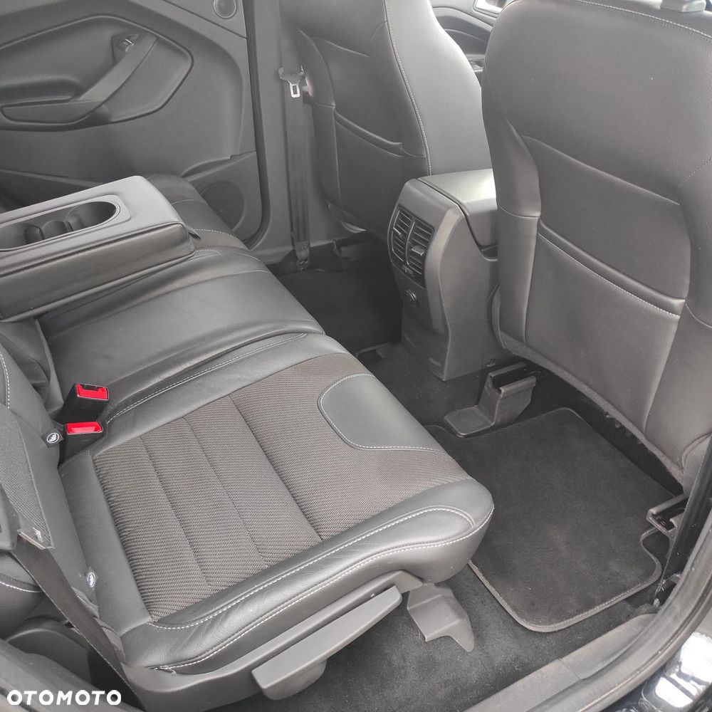 Ford Kuga 2.0 TDCi 4WD Titanium - 23