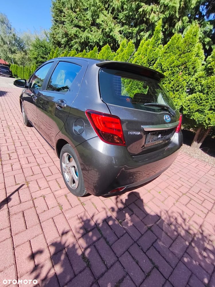 Toyota Yaris - 4