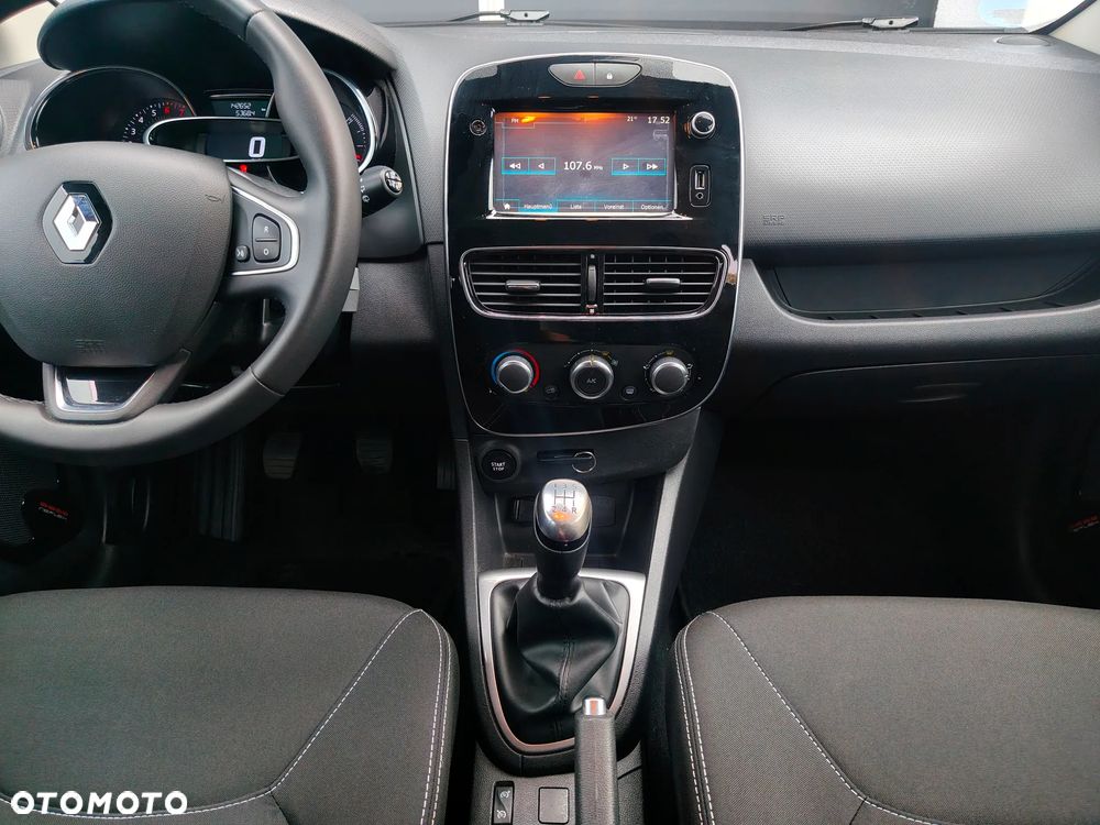 Renault Clio 1.2 16V 75 LIMITED - 24