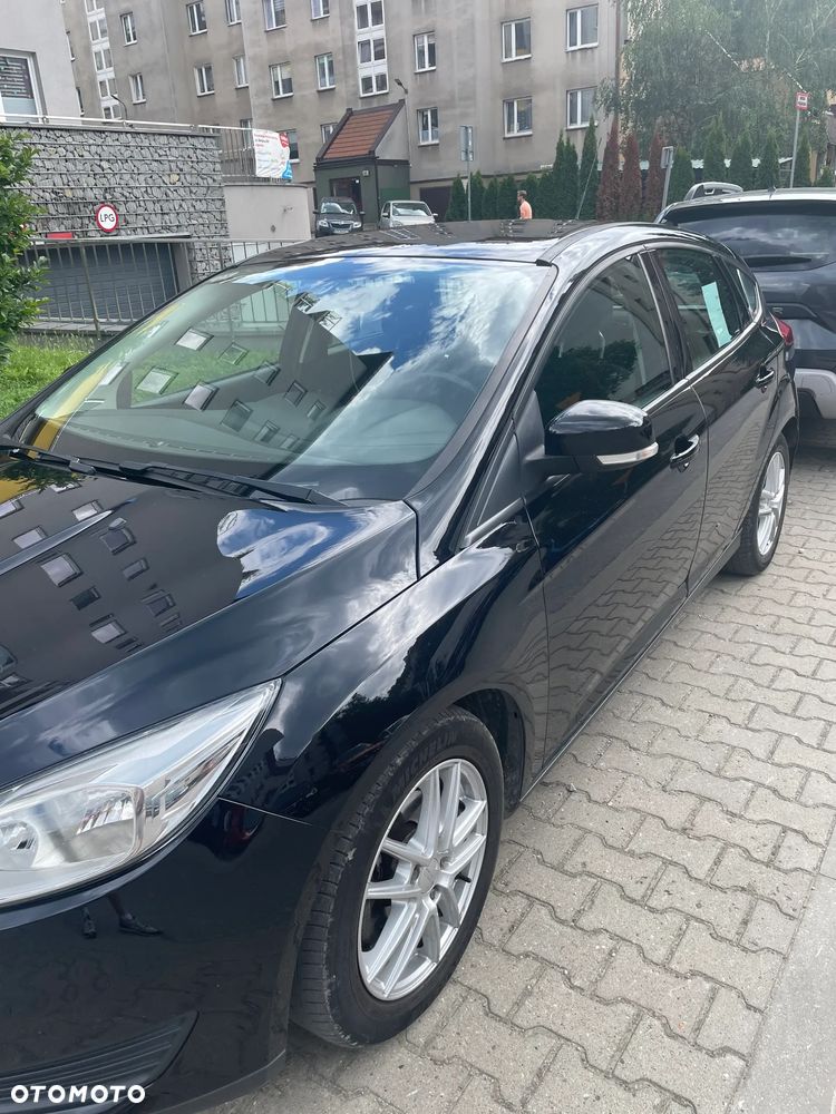 Ford Focus 1.6 Trend - 4