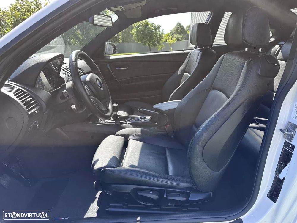 BMW 120 d Limited Edition Lifestyle c/ M Sport Pack - 39