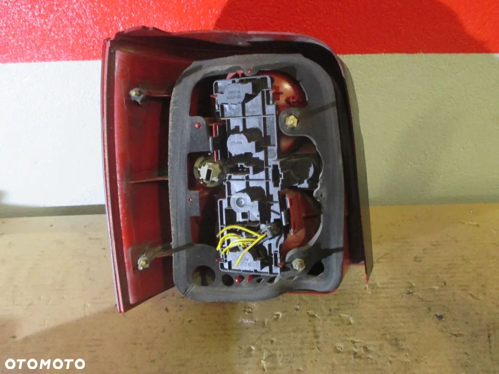 Lampa tył prawa Passat B5 LIFT - 3