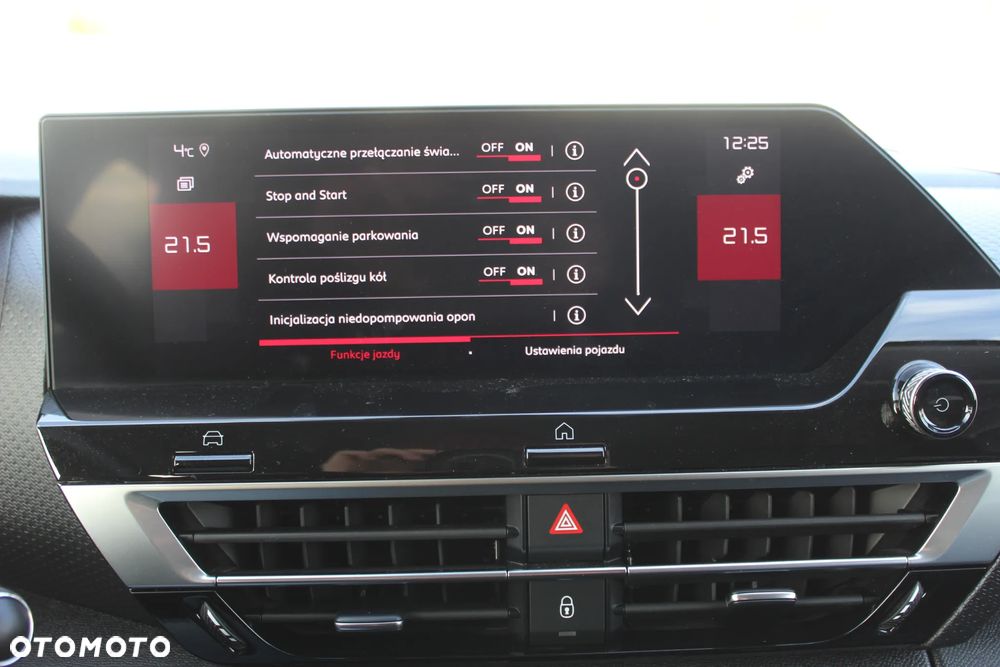 Citroën C4 1.2 PureTech Shine S&S - 23