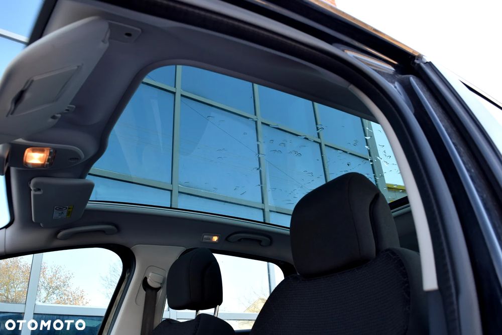 Peugeot 3008 1.6 HDi Access - 17