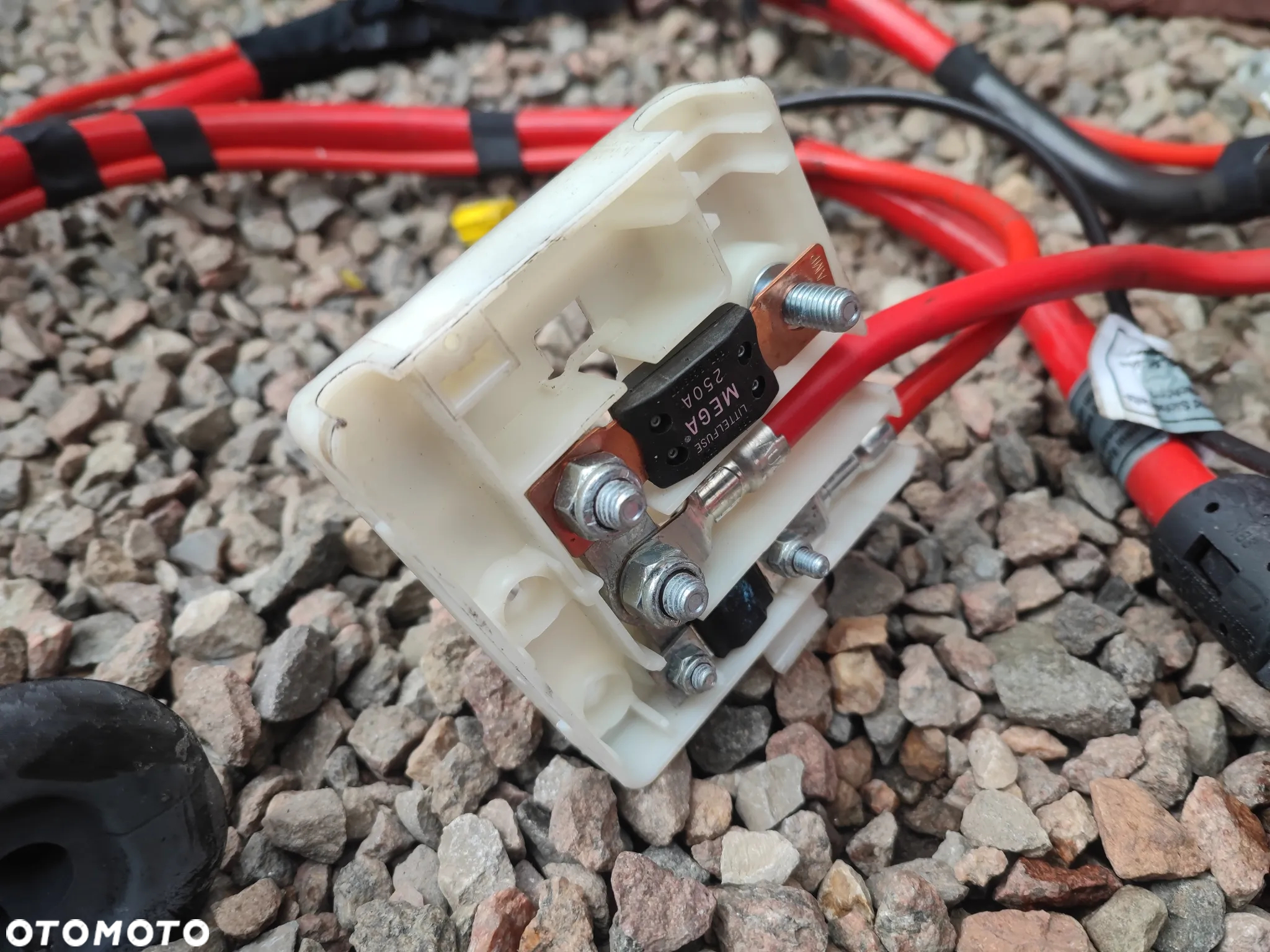 BMW E46 ORYGINALNY KOMPLETNY KABEL AKUMULATORA PLUSOWY NA TYŁ + KLEMA + BEZPIECZNIK O NR. 61 12 8 373 945 OEM W BARDZO DOBRYM STANIE DO SILNIKÓW BENZYNOWYCH - 5
