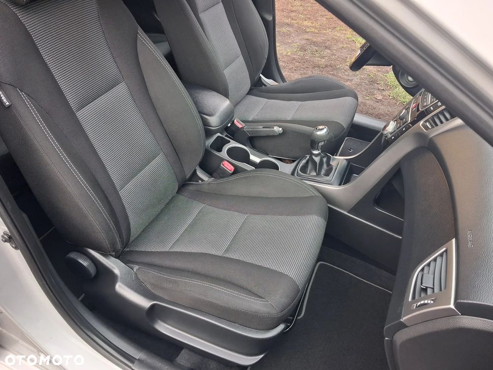 Hyundai i30 1.4 Trend - 32