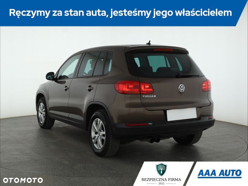 Volkswagen Tiguan - 5