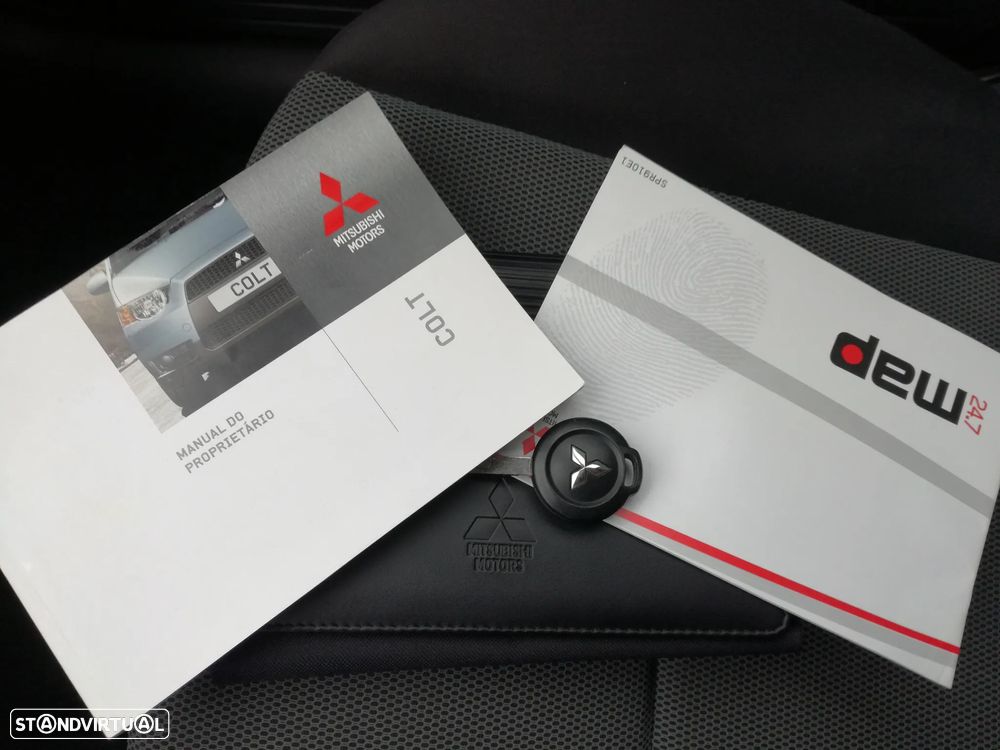 Mitsubishi Colt - 31