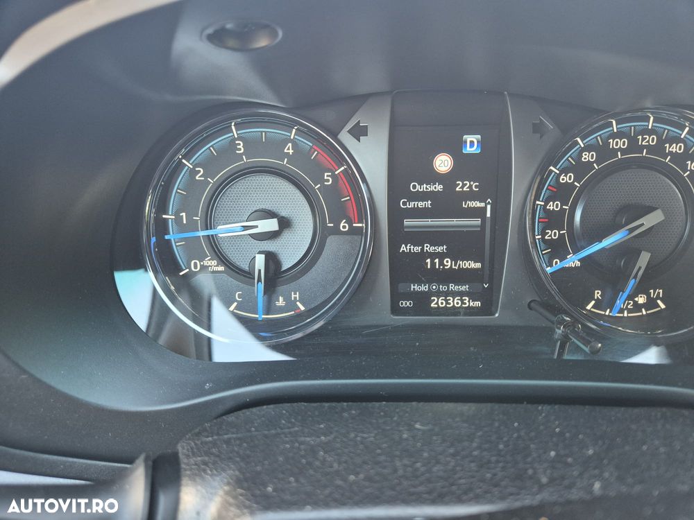 Toyota Hilux 2.8D 204CP 4x4 Double Cab AT Invincible - 22