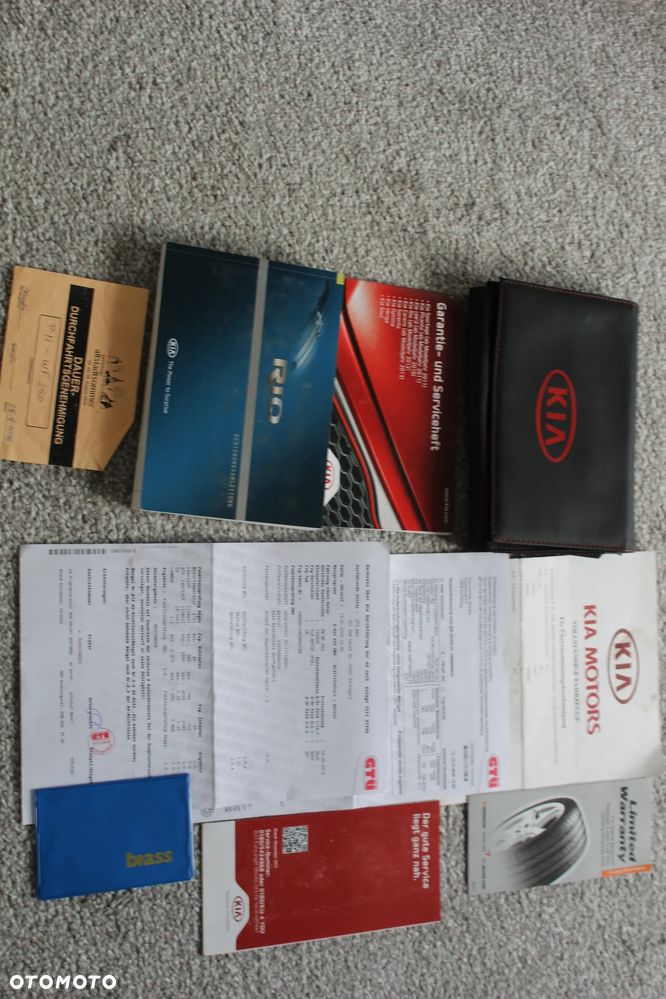 Kia Rio - 27