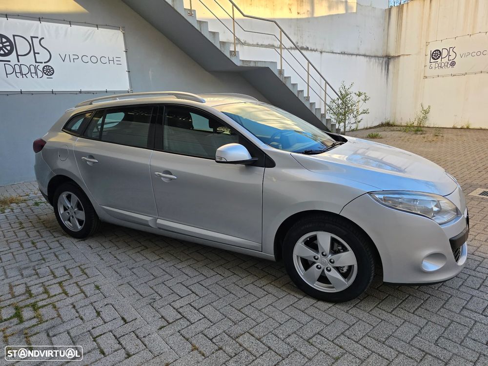 Renault Mégane Sport Tourer 1.5 dCi Dynamique SS - 14