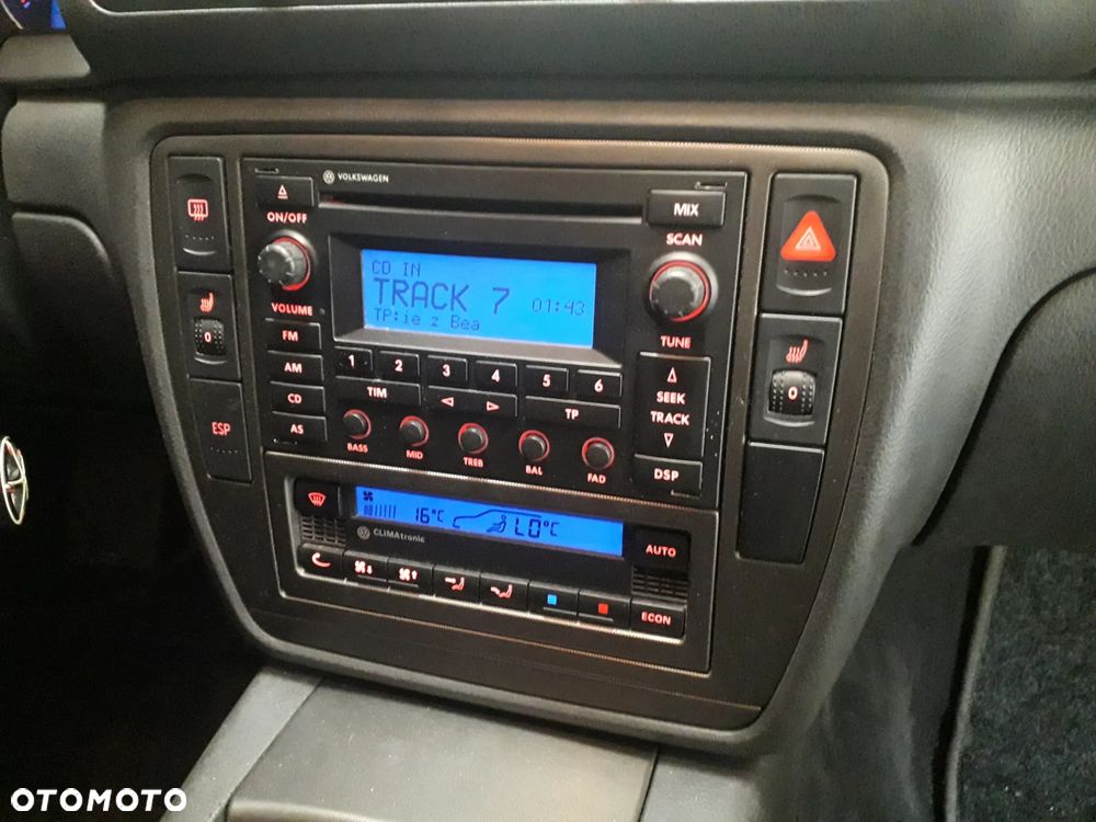 Volkswagen Passat 2.0 5V Trendline - 11