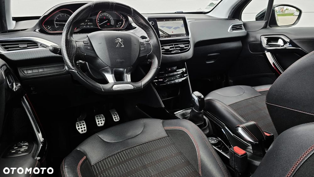 Peugeot 2008 1.2 Pure Tech Crossway S&S - 24