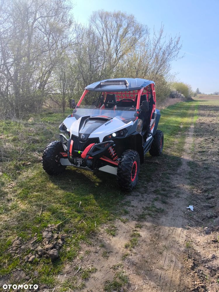 Can-Am Maverick - 2