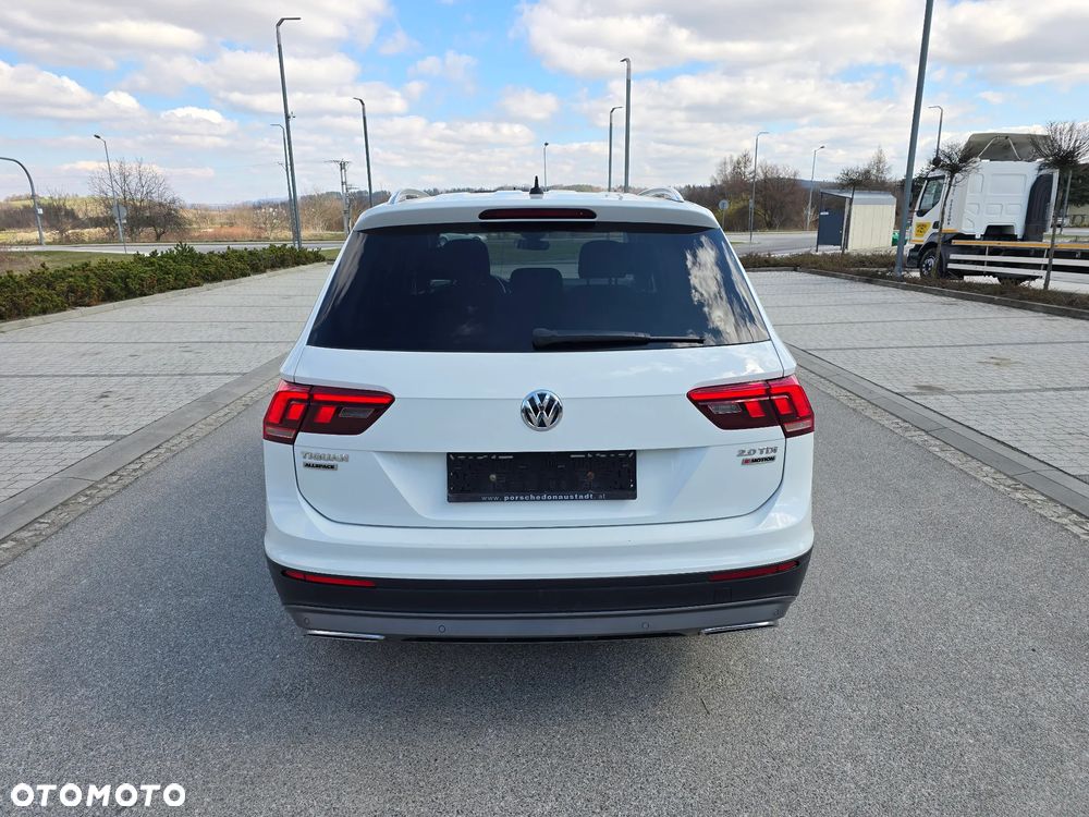 Volkswagen Tiguan Allspace 2.0 TDI SCR 4Motion DSG Highline - 32
