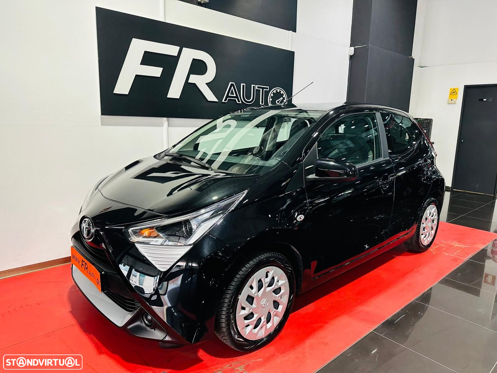 Toyota Aygo 1.0 X-Plus - 8