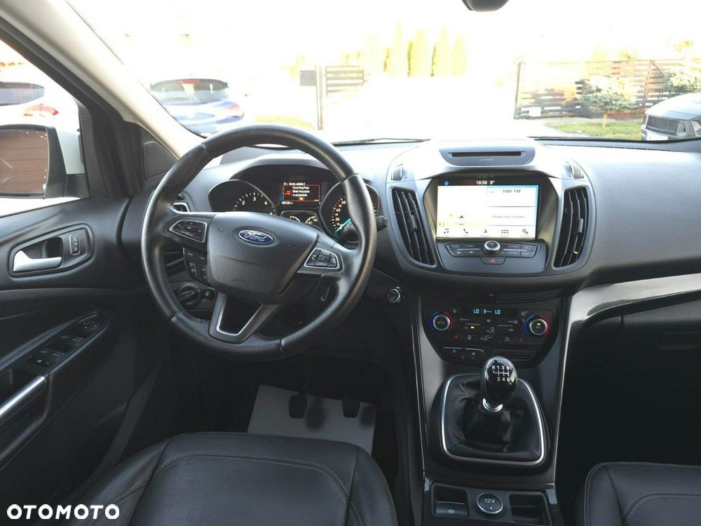 Ford Kuga - 9