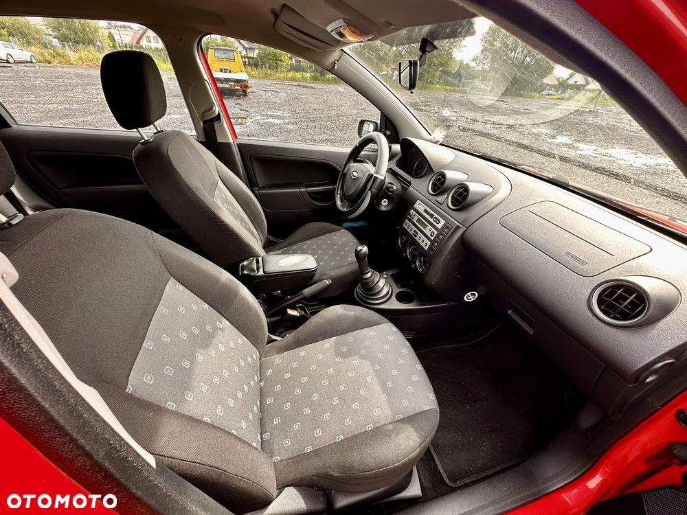 Ford Fiesta - 13