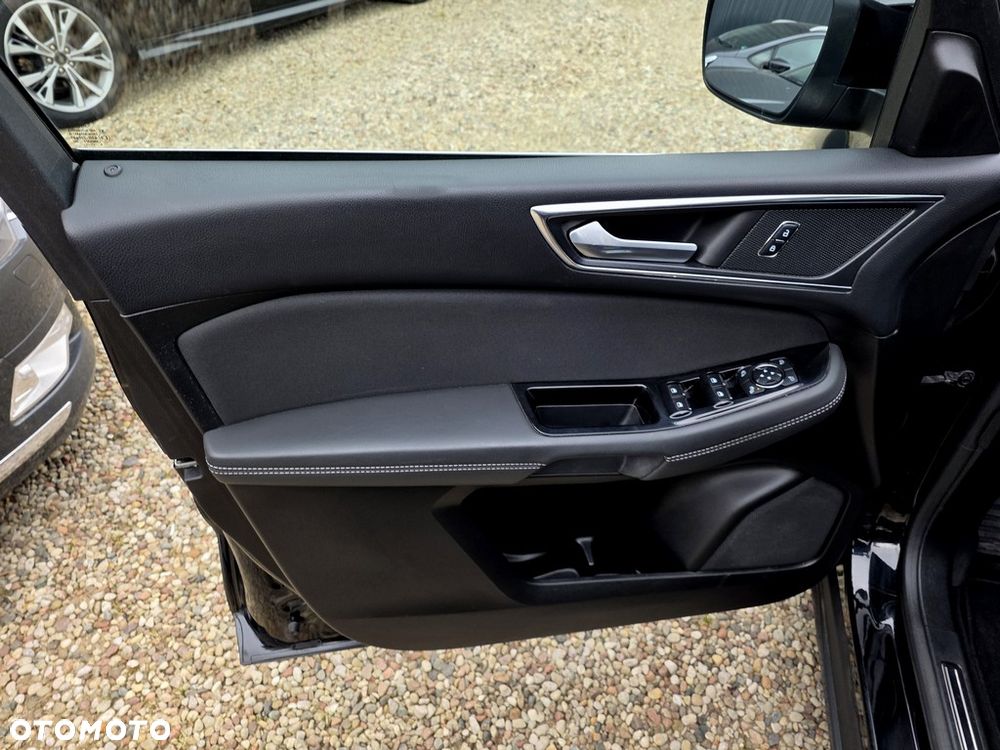 Ford S-Max 2.0 TDCi Titanium - 18