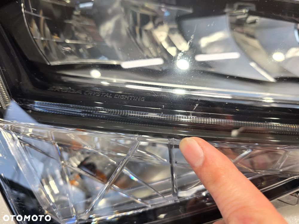 SKODA SUPERB 3 III LIFT 3V0 19- PRAWA LAMPA PRZEDNIA PRZÓD LED CRYSTAL LIGHTING NR 3V1941016C NR AUKCJI LPP269 - 14