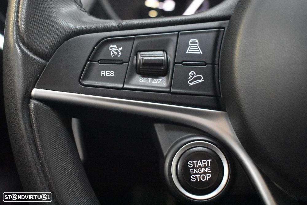 Alfa Romeo Stelvio 2.2 D Super AT8 Q4 - 37