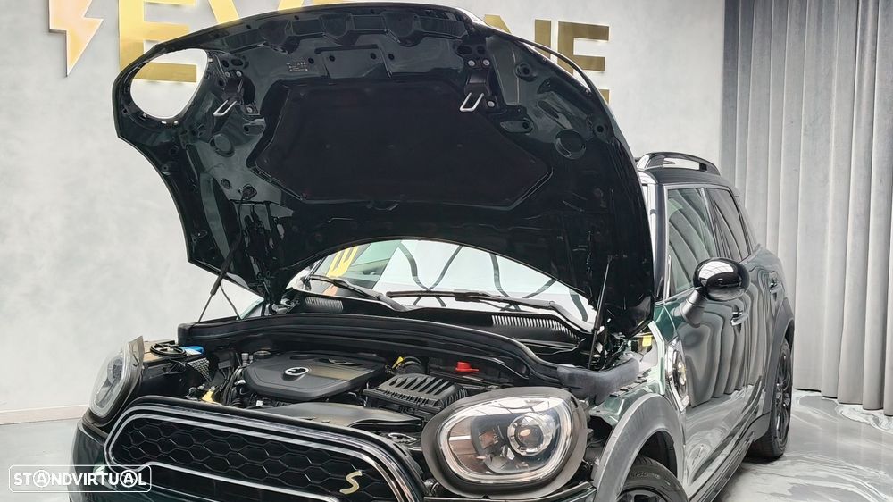 MINI Countryman Cooper SE ALL4 Auto - 28
