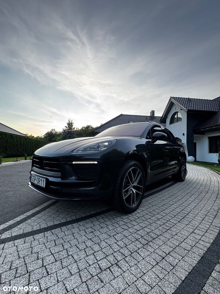 Porsche Macan T - 1