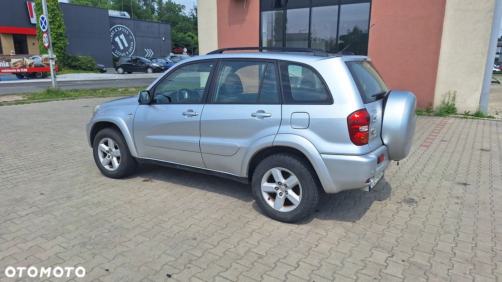 Toyota RAV4 2.0 VVT-i 4x4 - 2