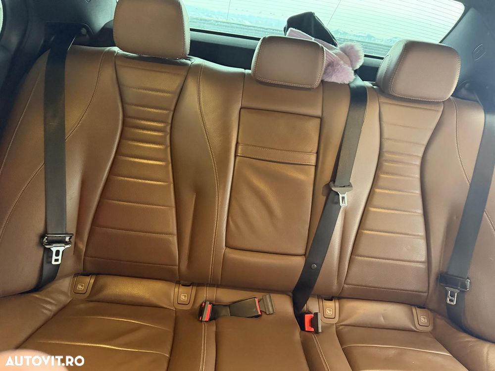 Mercedes-Benz E 220 d 9G-TRONIC Sportstyle Edition - 27