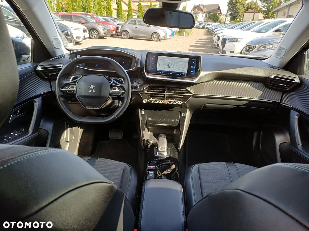 Peugeot 2008 1.2 PureTech Allure Pack S&S EAT8 - 24