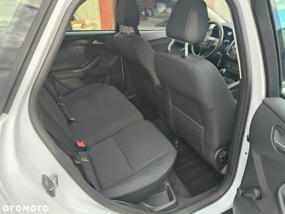 Ford Focus - 6