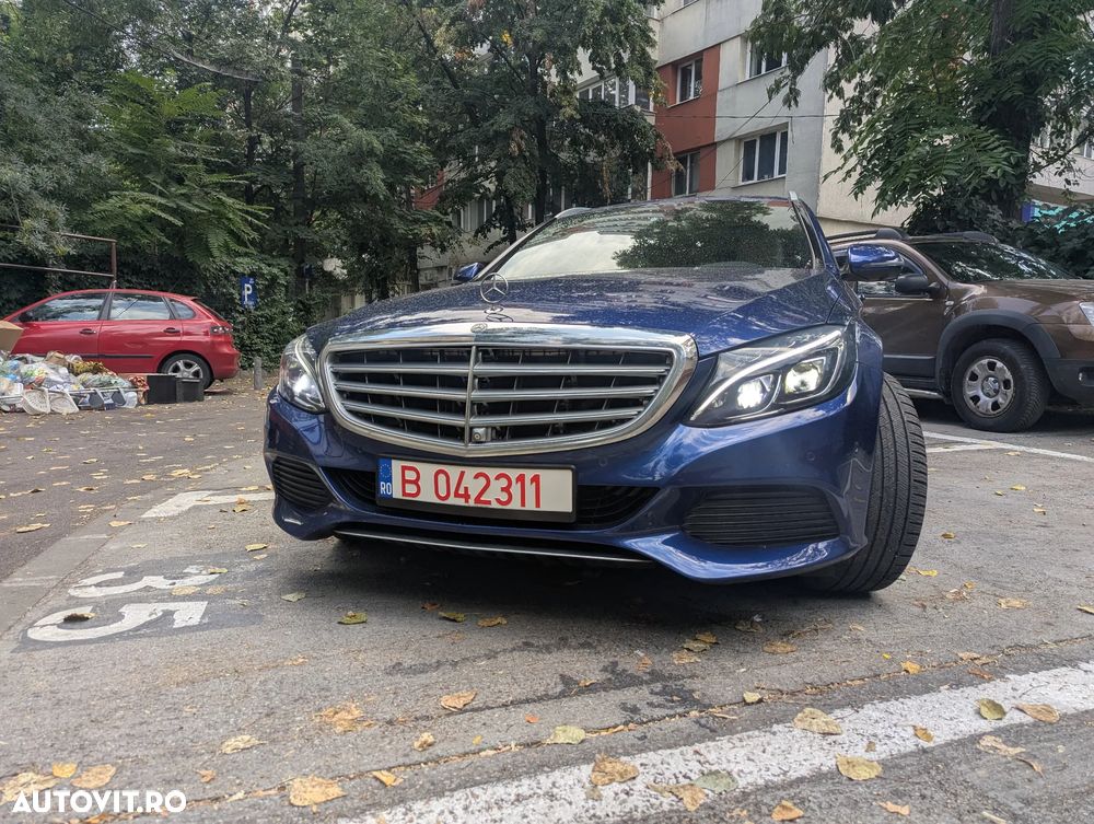 Mercedes-Benz C 2015 photo 2