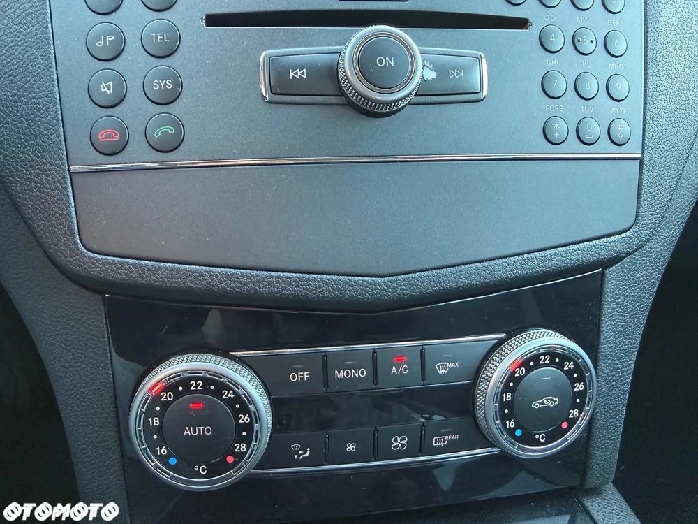 Mercedes-Benz Klasa C 220 CDI DPF Automatik BlueEFFICIENCY - 15